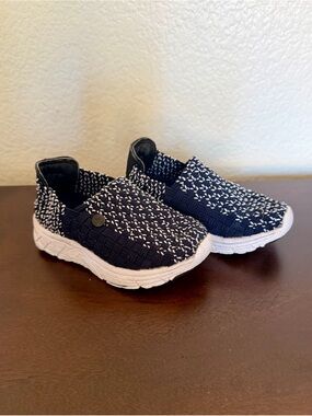 👟✨ Blue Mountain Woven Slip-On Sneakers | Toddler Size 9C
